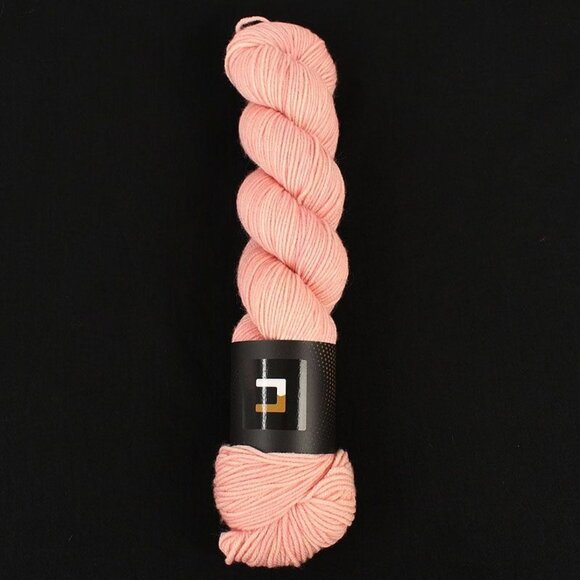 Dyed by Delz Delz Twist DK Yarn SW Merino Wool Hand-Dyed Jodis Cake Colorway - Picture 1 of 3